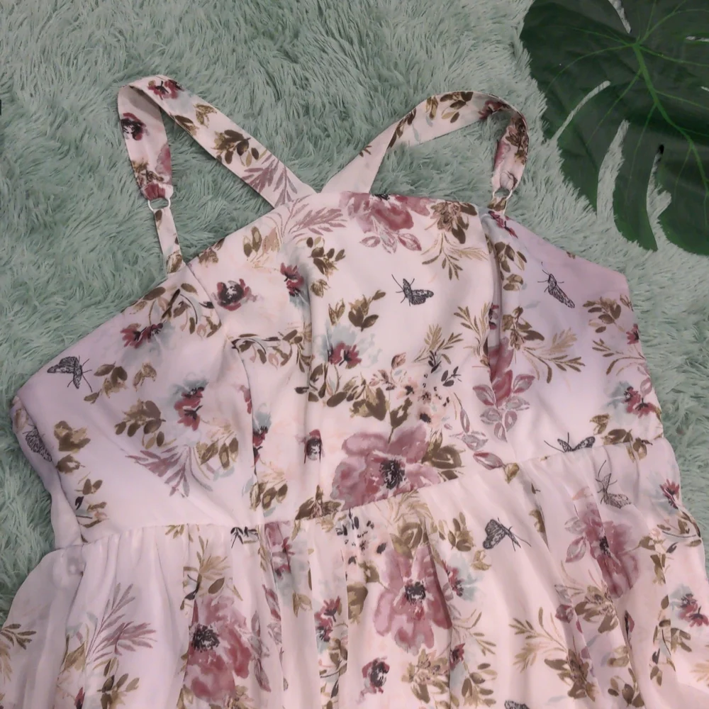 SOLD Torrid Plus Size Ethereal Maxi Princess Smocked Floral Dress Size 22 - Picture 5 of 17